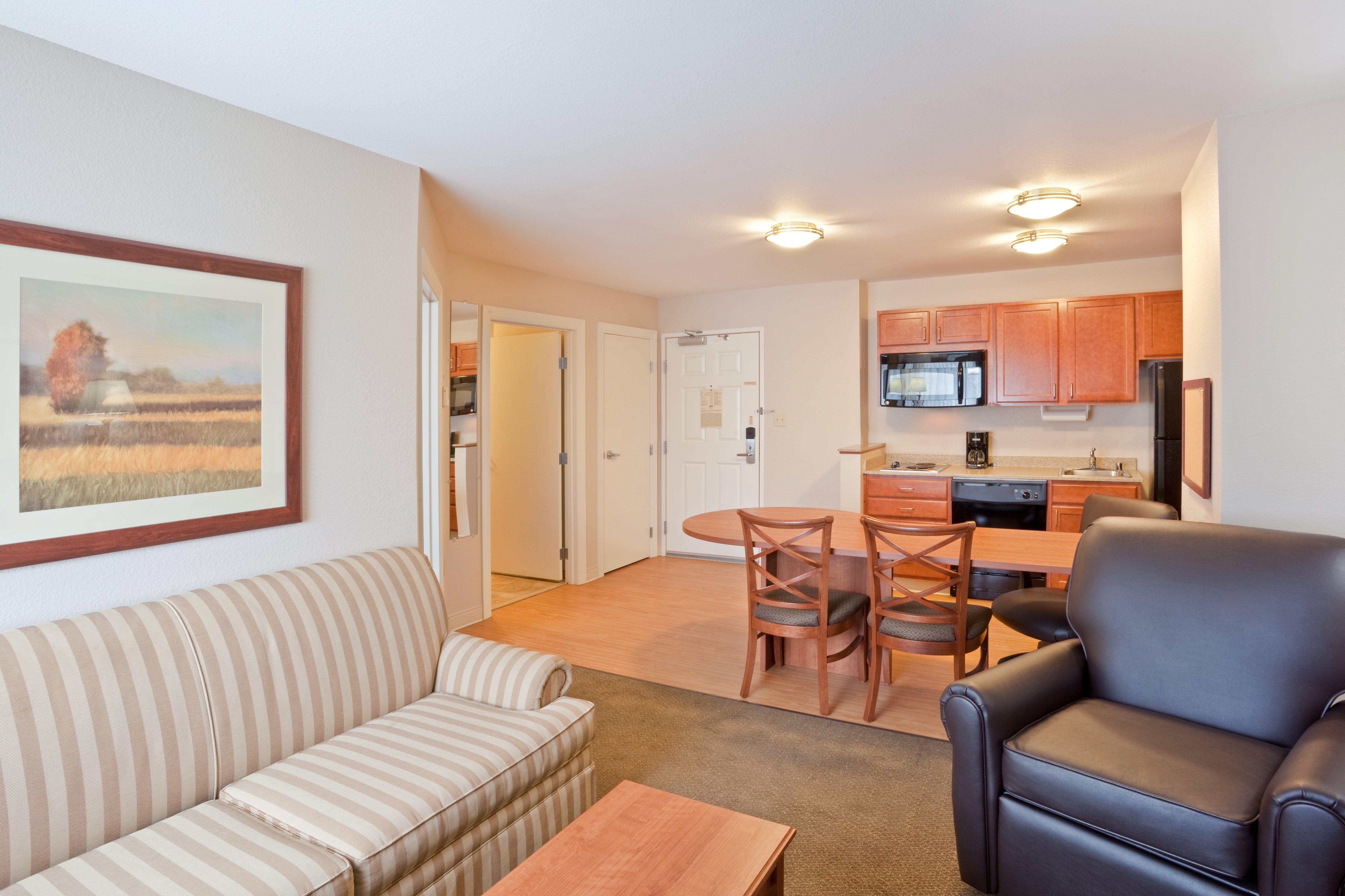 Candlewood Suites Oak Harbor By Ihg Room photo